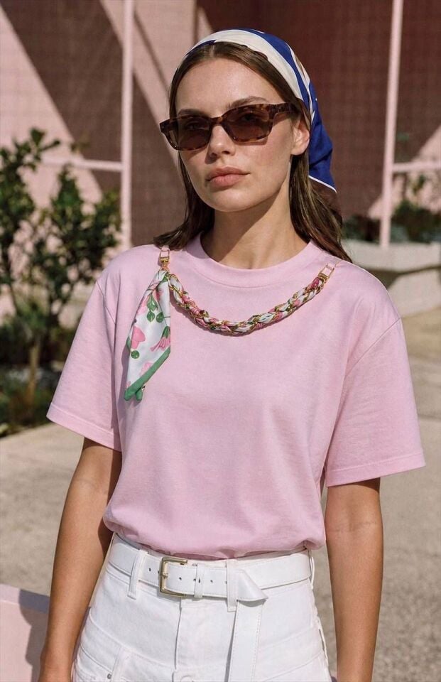 T-Shirt İncili Şal Yaka