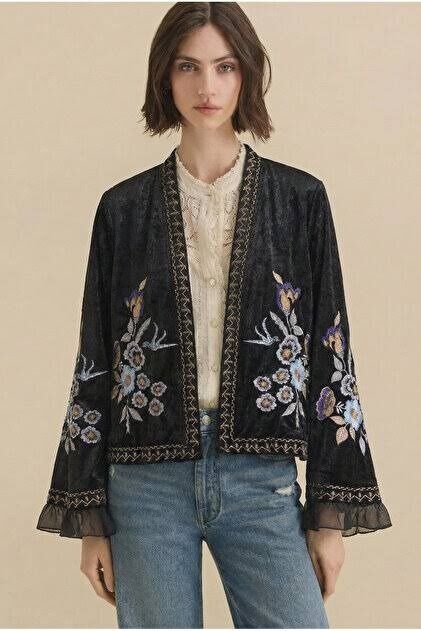 Kadife Üzeri İşlemeli Kimono